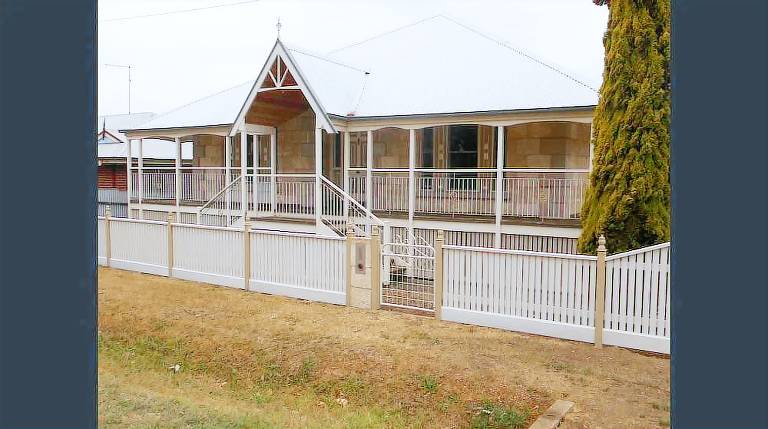 House Creswick