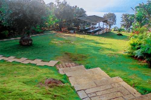 Resort  Panshet Dam