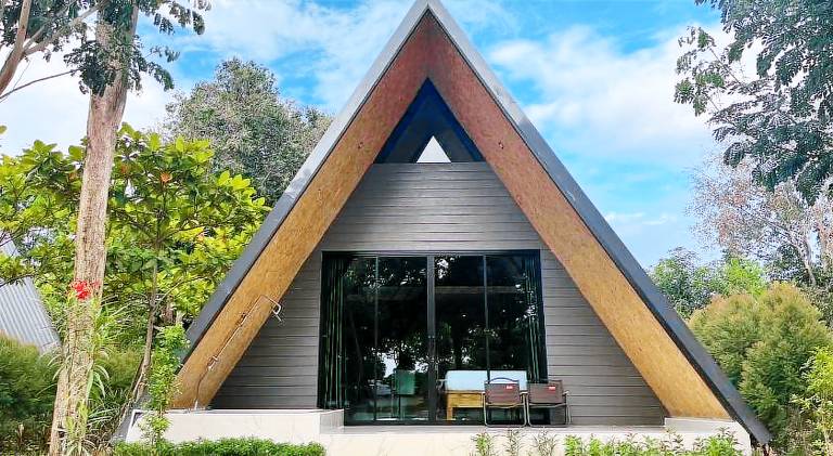 Manta Resort in Kanchanaburi