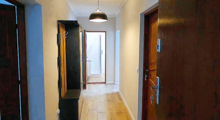 Apartment with patio — photo 4