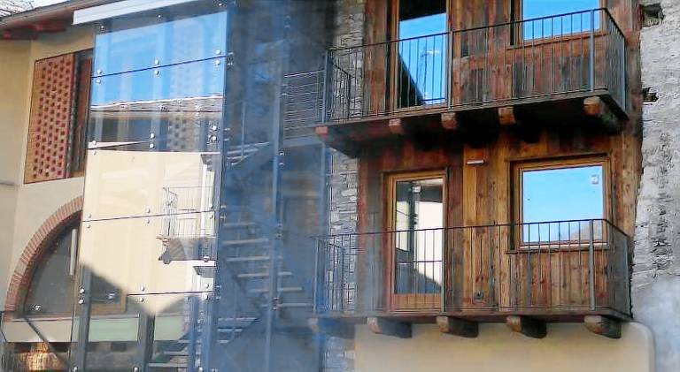 Holiday apartment with hot tub in Jovencan