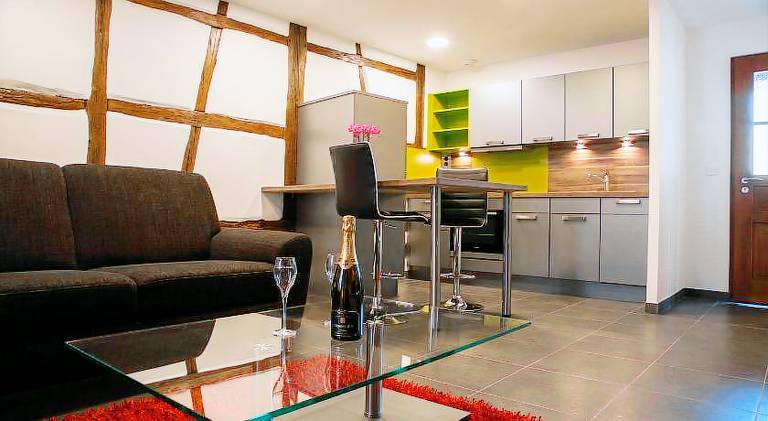 House with patio | Pets allowed — photo 5