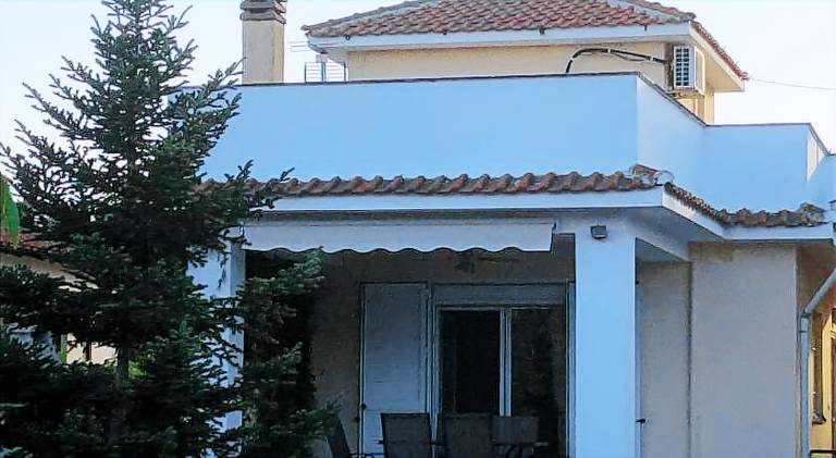 Nice house with terrace, BBQ & garden | Pets are welcome in Sithonia