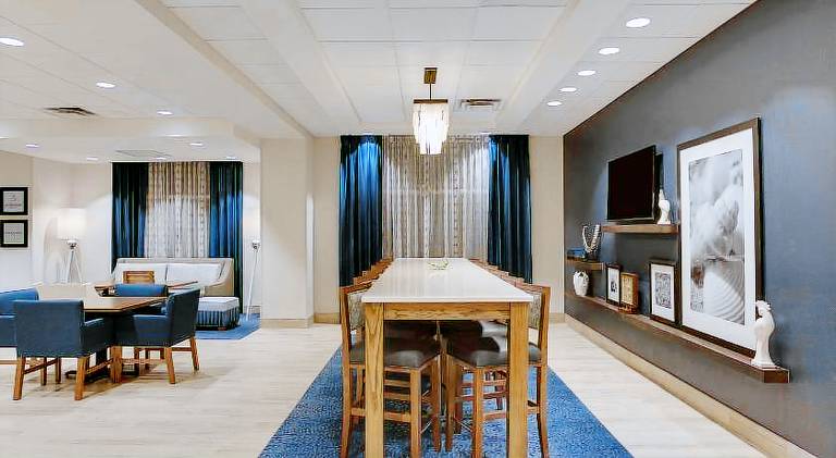 Hampton Inn Ft. Lauderdale/Pompano Beach — photo 2
