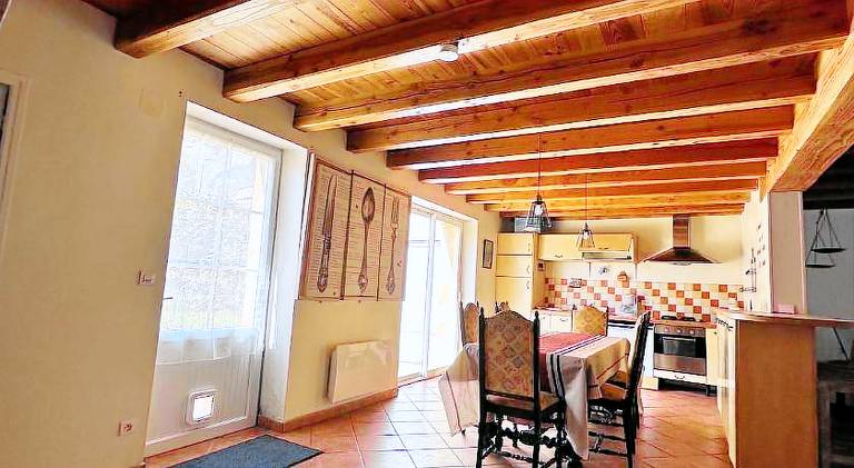 Big vacation home with pool | Pet-friendly — photo 2