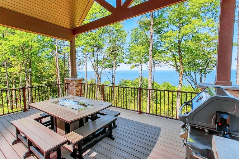 Lodge Sturgeon Bay