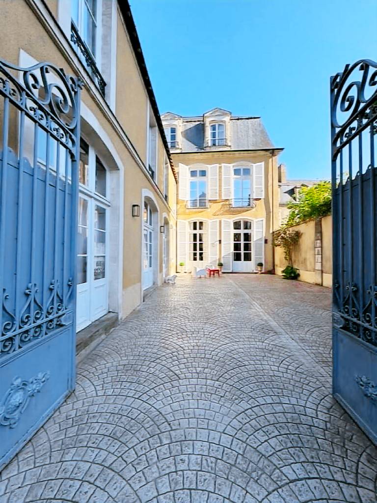 HENRI II — photo 3