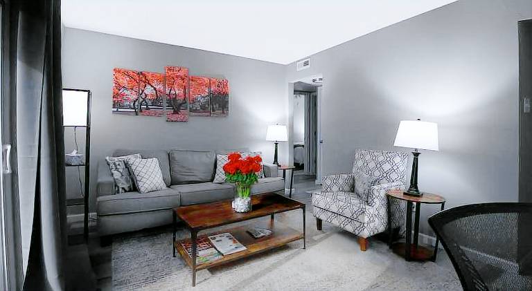 Apartment | Pet-friendly in Earth City, MO