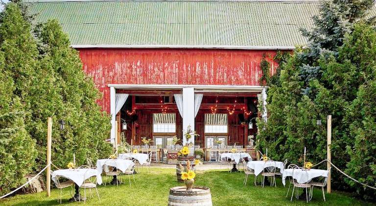 The Eddie Hotel and Farm — photo 4