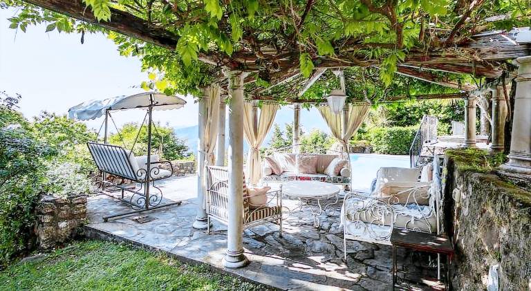 Villa with jacuzzi & pool | Pets allowed — photo 4