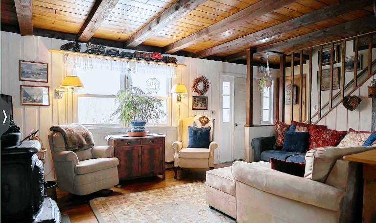 House Roxbury