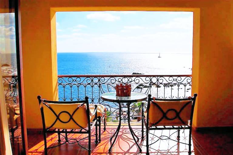 Unique View Studio at Cabo