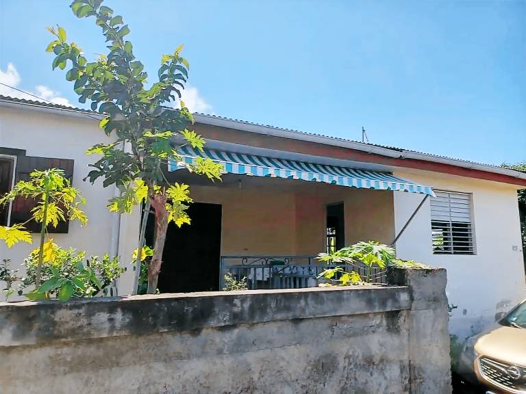 Gemütliches Haus in Baillif mit privatem Garten