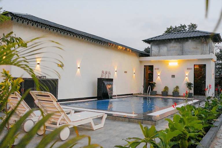 Villa with garden, grill & pool | Perfect for remote work | Pets allowed — photo 3