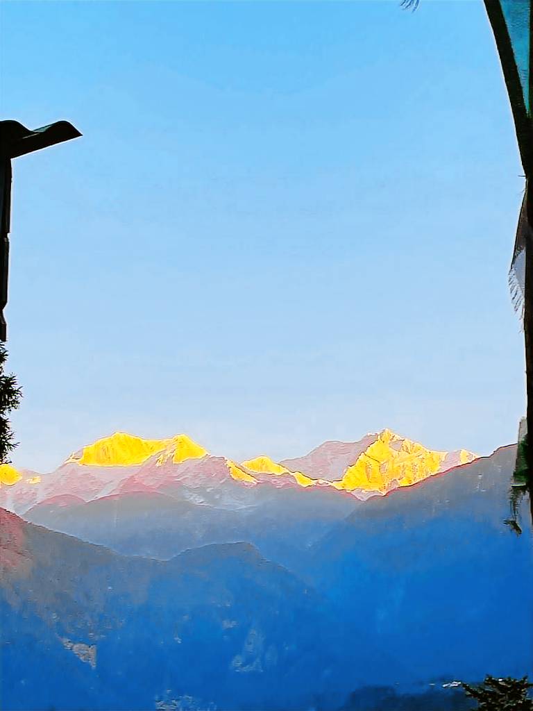 Wake in Himalayas in Gyalshing