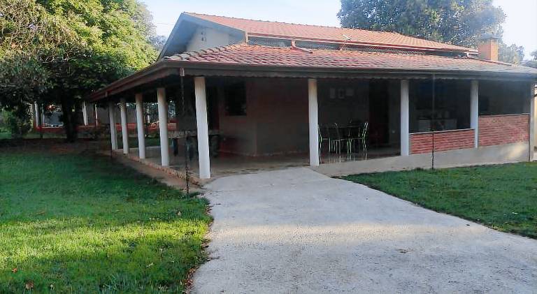 House with pool — photo 5