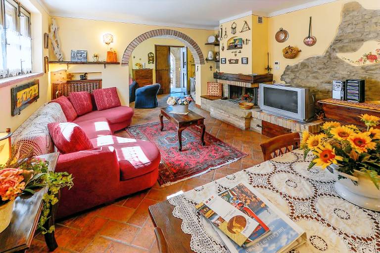 Family-oriented villa with private pool, barbeque & patio | Garden view | Pet-friendly — photo 3
