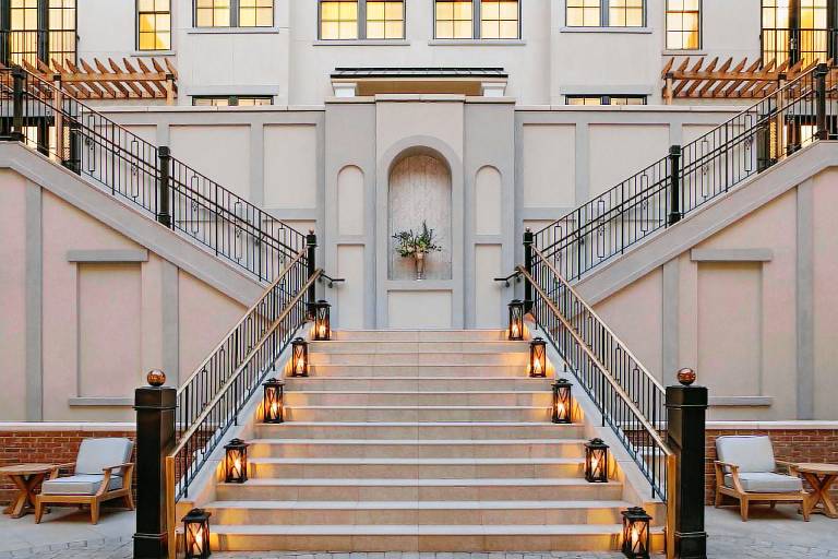 The Harpeth Franklin Downtown, Curio Collection by Hilton in Franklin, TN