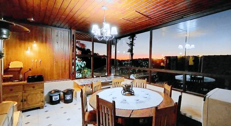 Chalet with yard, terrace & BBQ — photo 3