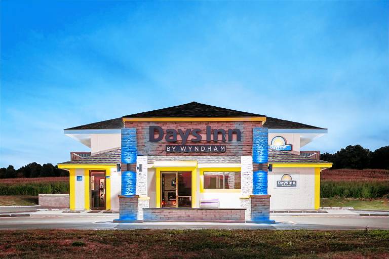 Days Inn by Wyndham Cloverdale Greencastle — photo 5