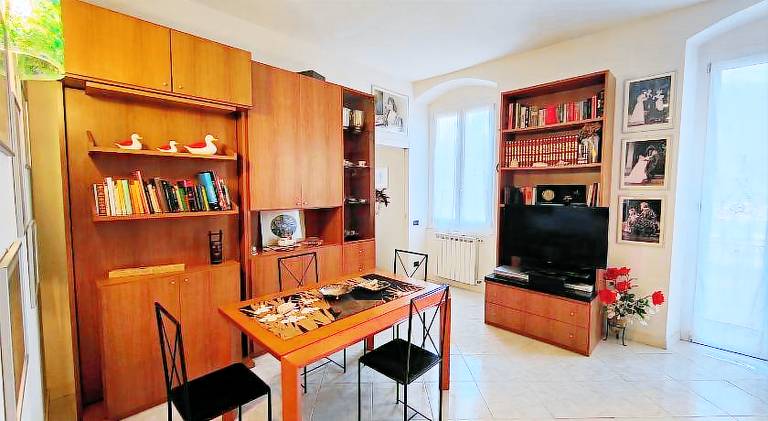 Apartment with 2 rooms for 6 persons — photo 2