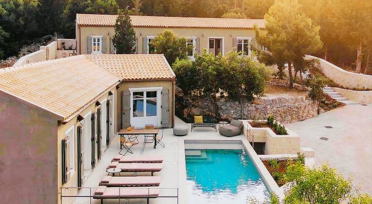 Villa with garden, private pool & terrace | Perfect for remote work in Kefalonia