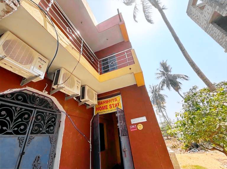 Goroomgo Sandhya Homestay Puri — photo 3