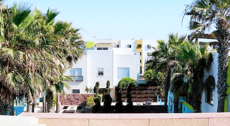 Apartment with pool in Playas de Rosarito