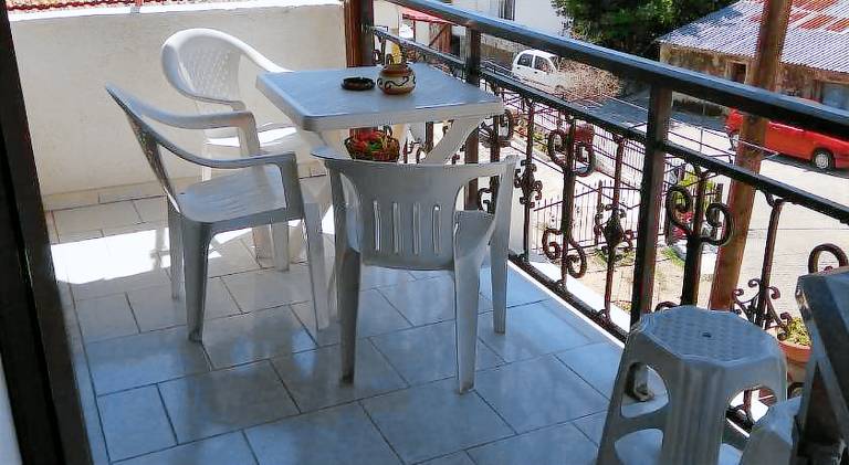 Rental apartment with terrace — photo 3