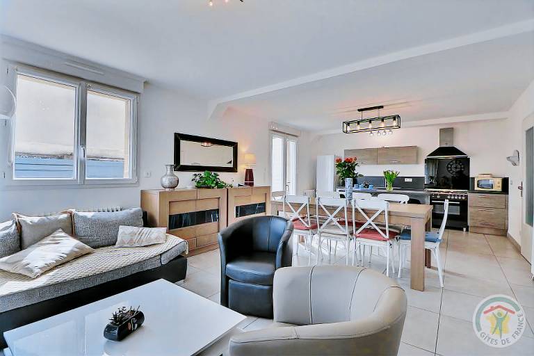 Wonderful gite with patio | Pet-friendly — photo 3