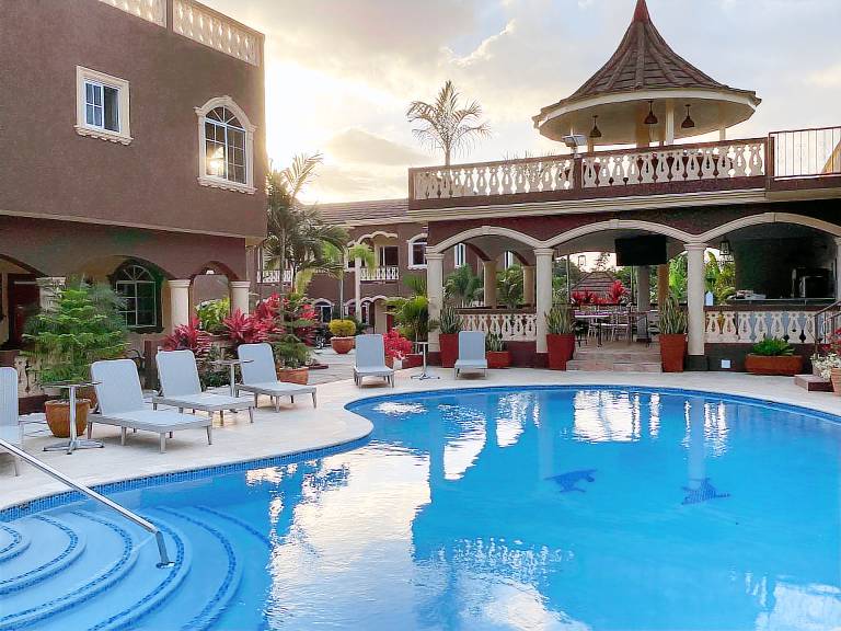 Bed and breakfast  Runaway Bay