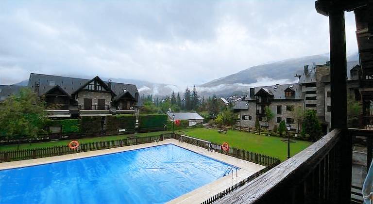 Charming apartment with pool | Pets are welcome — photo 3