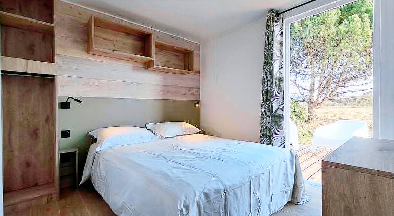 Pleasant serviced apartment with terrace | Pet-friendly in Marmande