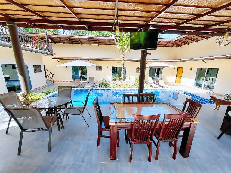 Holiday apartment with grill, pool & garden | Suitable for remote work — photo 4