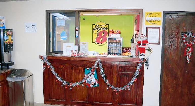 Super 8 By Wyndham Saginaw — photo 3