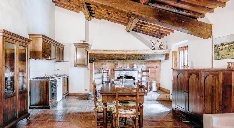 Holiday apartment with BBQ, terrace & pool — photo 4