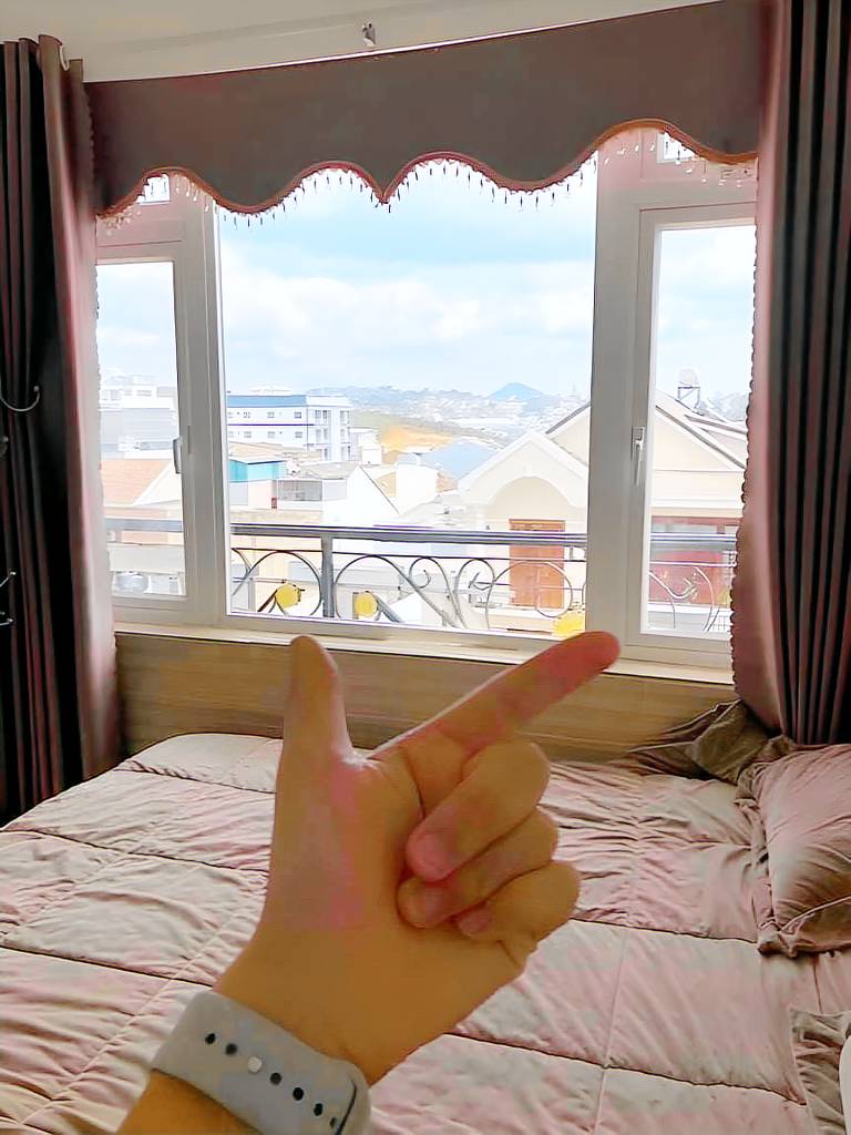 Khách Sạn Giá Rẻ, Sạch Sẽ. Gần Chợ Đêm, Hồ XH. — photo 5