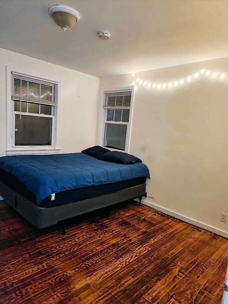 House  Roselle Park