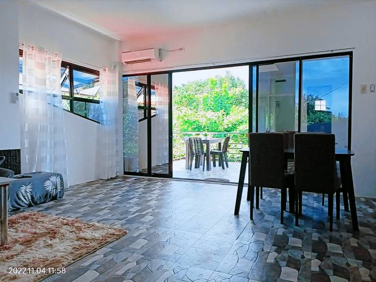 Villa with garden — photo 3