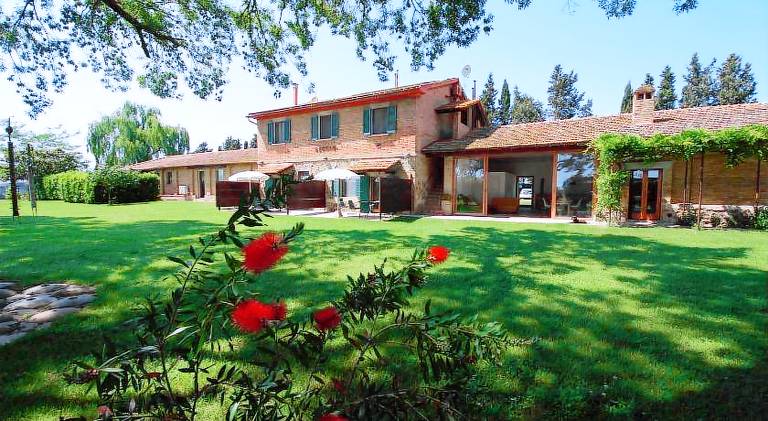 Farm with yard, private pool & BBQ in Castiglione della Pescaia