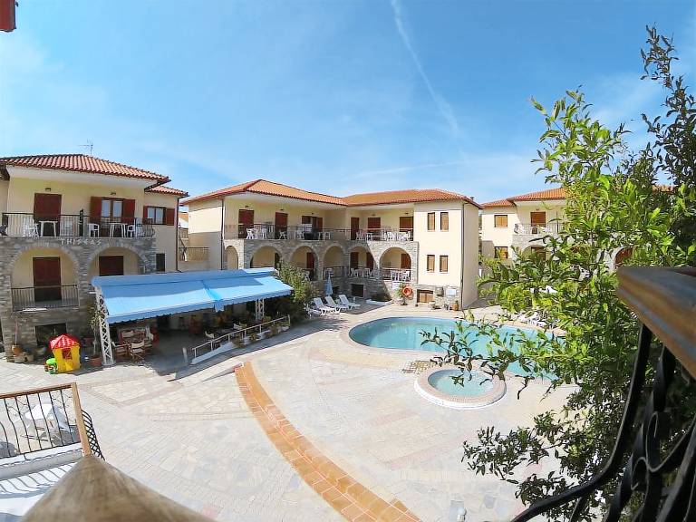 Απαρχοτέλ Siviri Beach