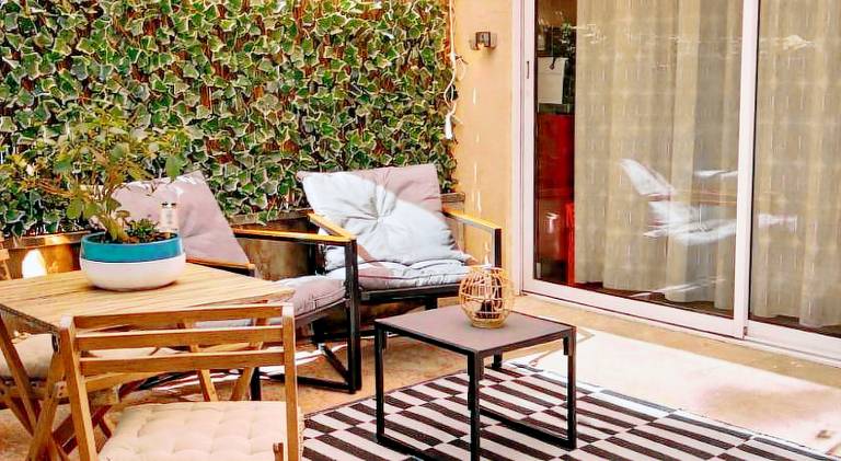 Beautiful rental apartment with patio & jacuzzi | Next to the beach | Pet-friendly — photo 3