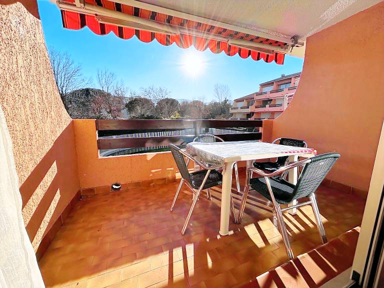 Rental apartment with 1 room for 4 persons — photo 2