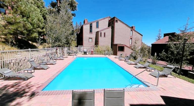 MSRC28 - Cozy Ski Condo - Walk to Canyon - Dog Friendly — photo 3