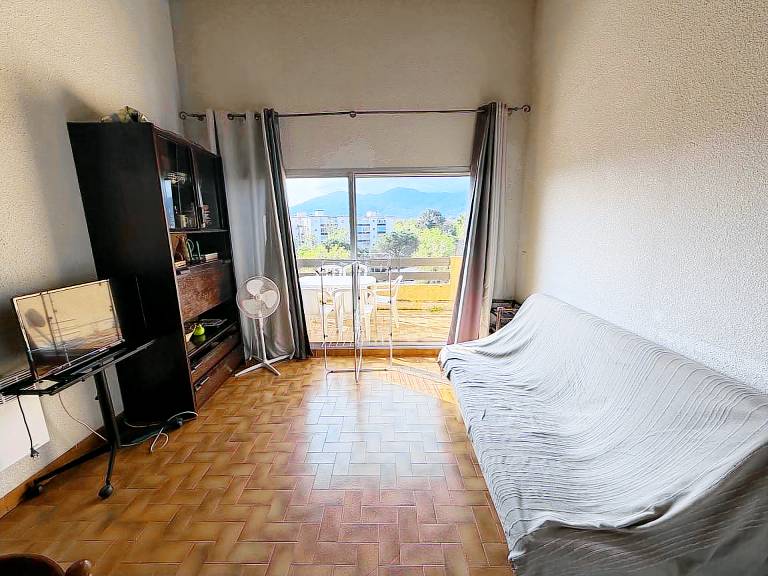 Cozy 2-Room Mezzanine Apt with Pool, Terrace & Parking, 300m from Beach - Sleeps 6, Argelès-sur-Mer — photo 5