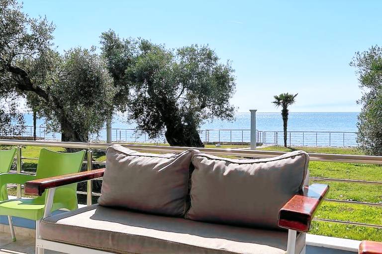 Villa Prinos