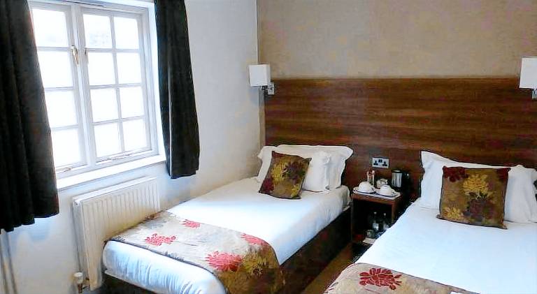 The Roebuck Alcester — photo 2