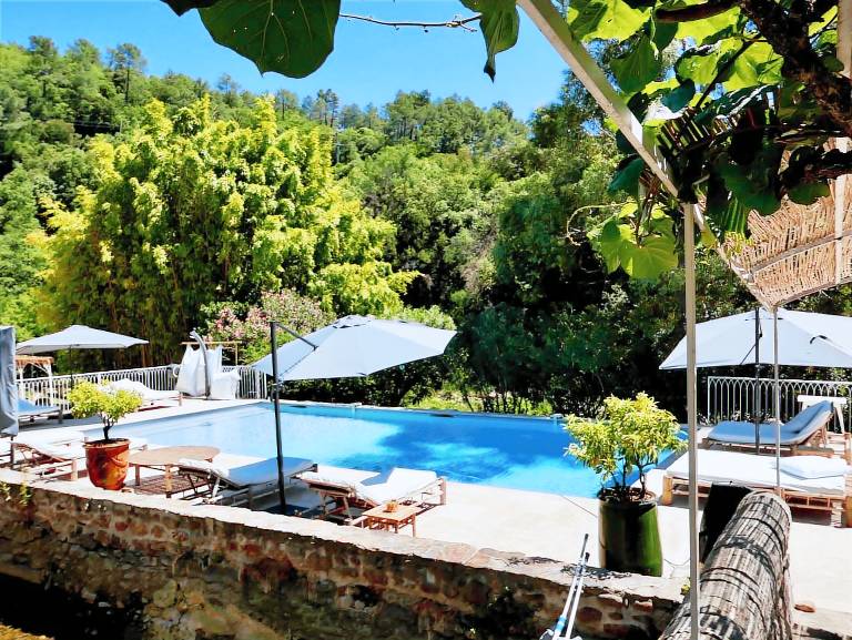 Farmhouse  Saint-Florent-sur-Auzonnet