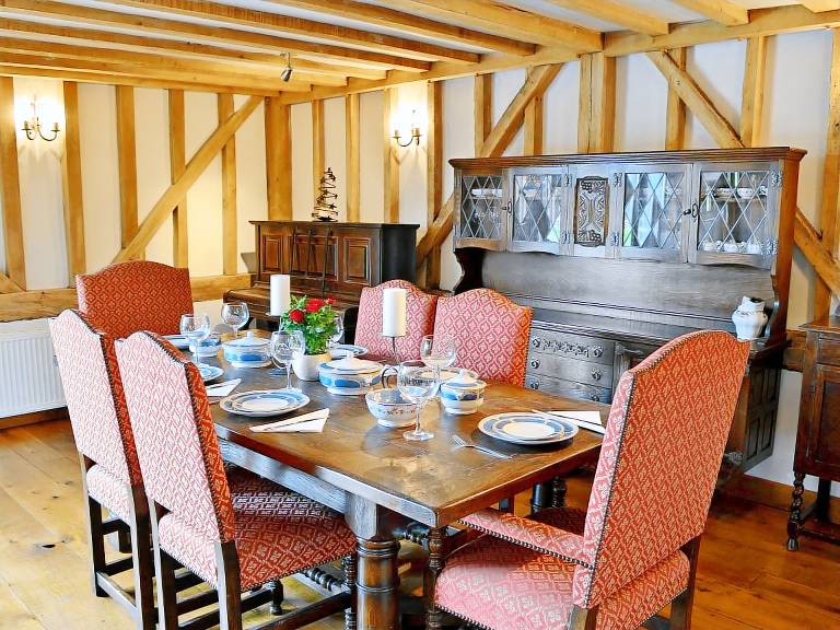 Child-friendly beautiful cottage with garden, barbeque & hot tub | Dogs allowed — photo 5