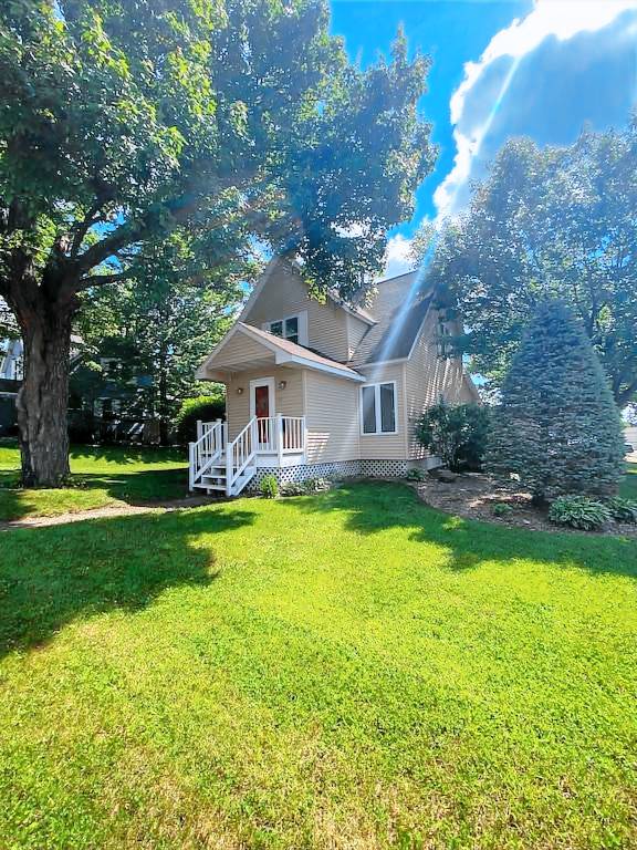 House  Rib Mountain